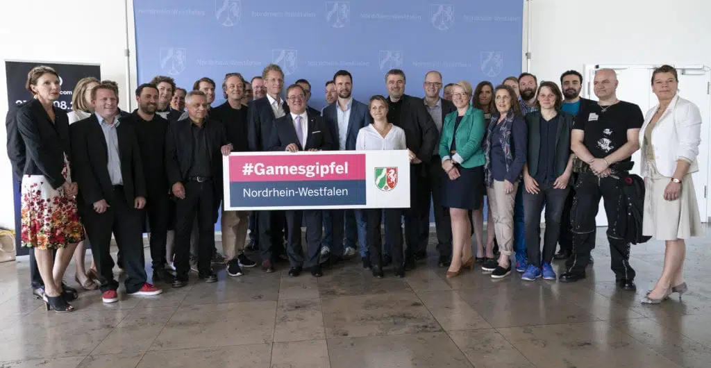 gamescom mp laschetr 2018 05 09 foto guenther ortmann 4 Foto Land NRW G Ortmann gamescom mp laschetr 2018 05 09 foto guenther ortmann 4 Foto Land NRW G Ortmann