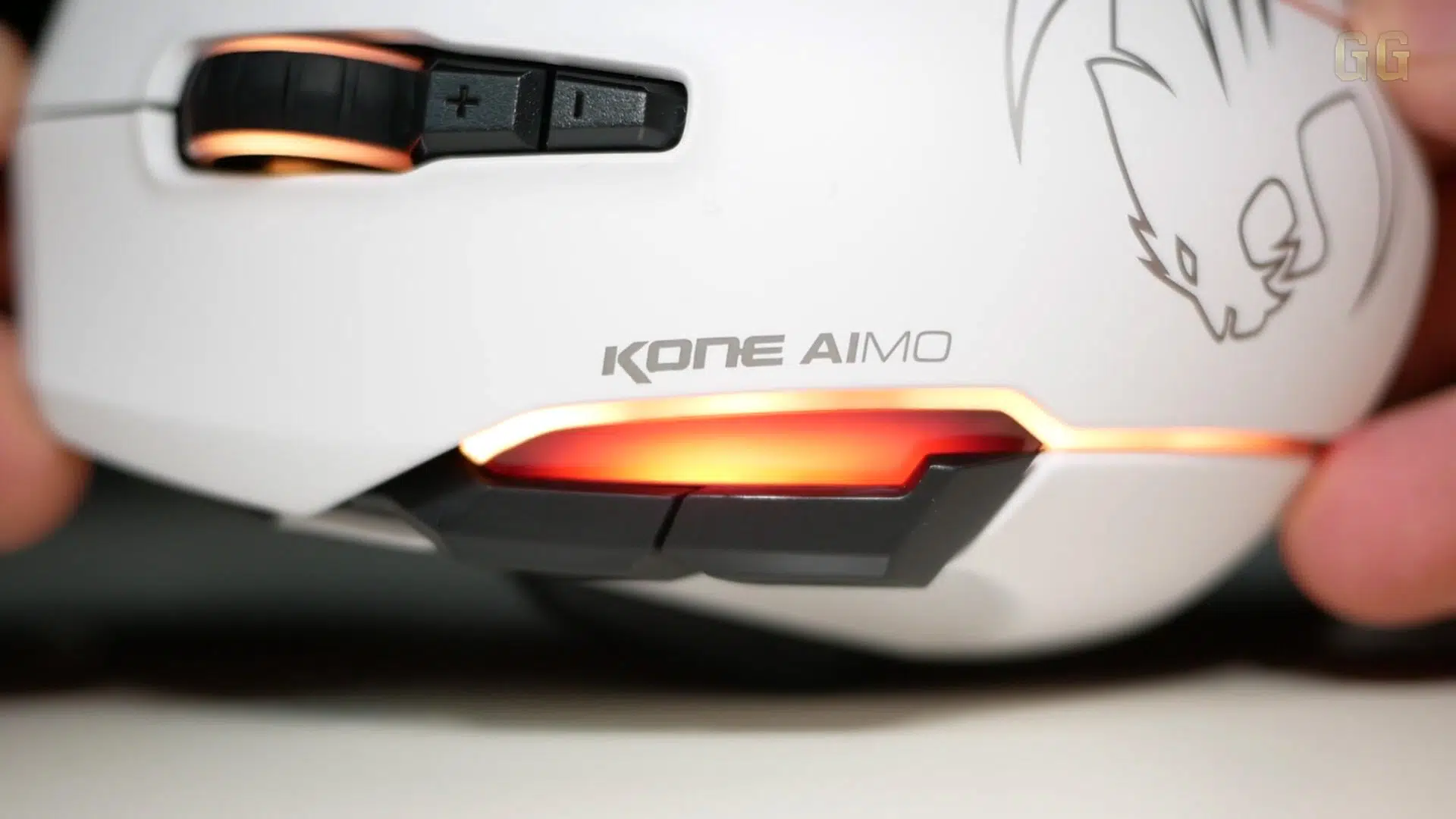 roccat kone aimo beleuchtung