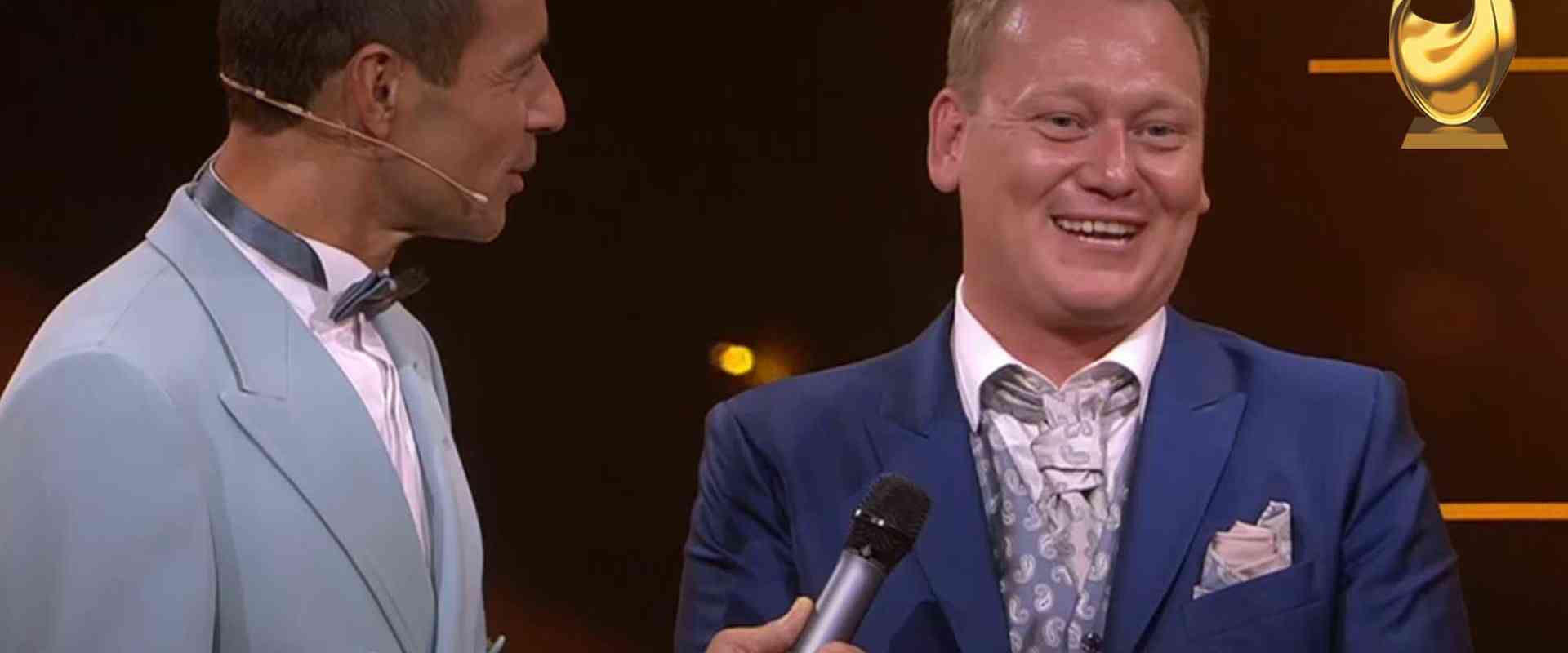 knossi goldene henne uebergabe
