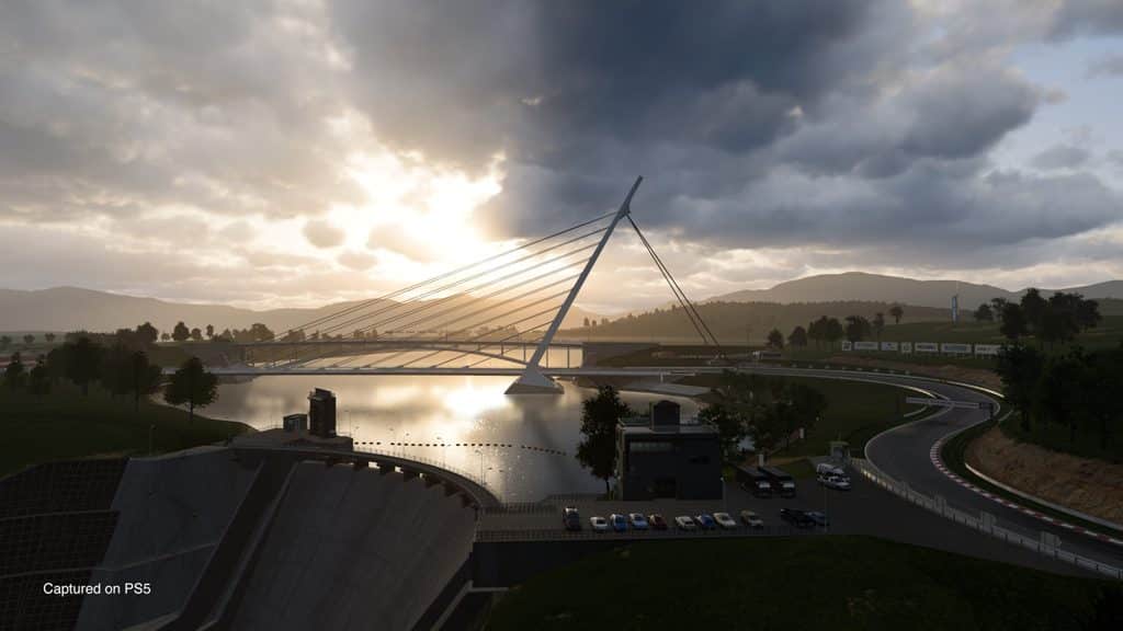 Gran Turismo 7 Bildergalerie. Quelle: Sony / Polyphony Digital Tracks High Speed 01 Legal scaled 1