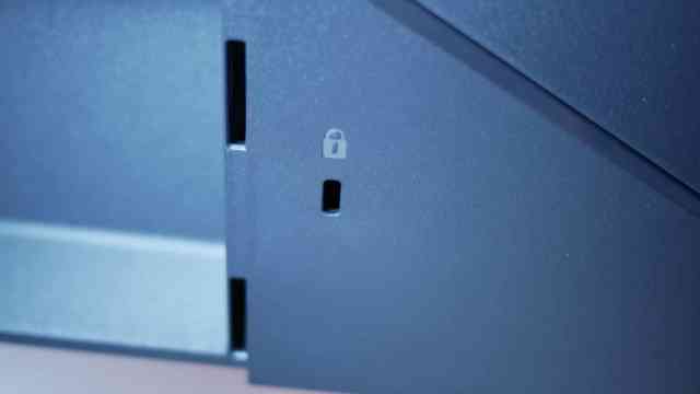 benq mobiuz ex2710 foto 10